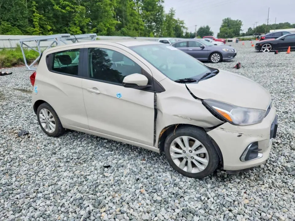 2016 CHEVROLET SPARK 1LT  