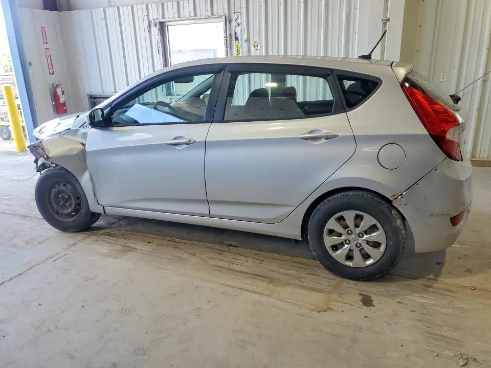2015 HYUNDAI ACCENT GS  