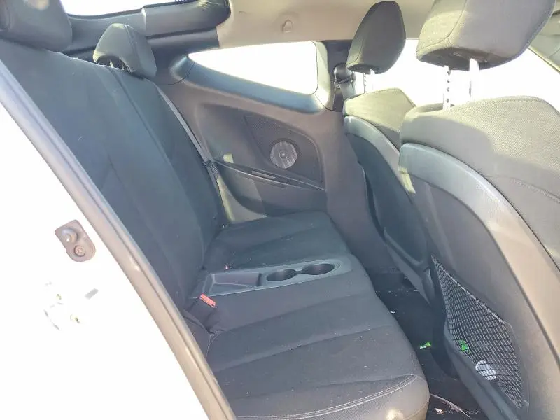 2016 HYUNDAI VELOSTER BASE  