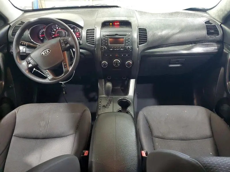2011 KIA SORENTO LX  
