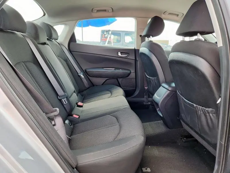 2017 KIA OPTIMA LX  