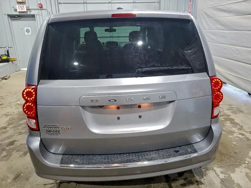 2018 DODGE GRAND CARAVAN SE  