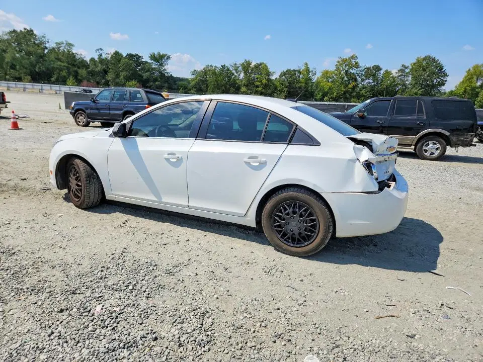 2014 CHEVROLET CRUZE LS  