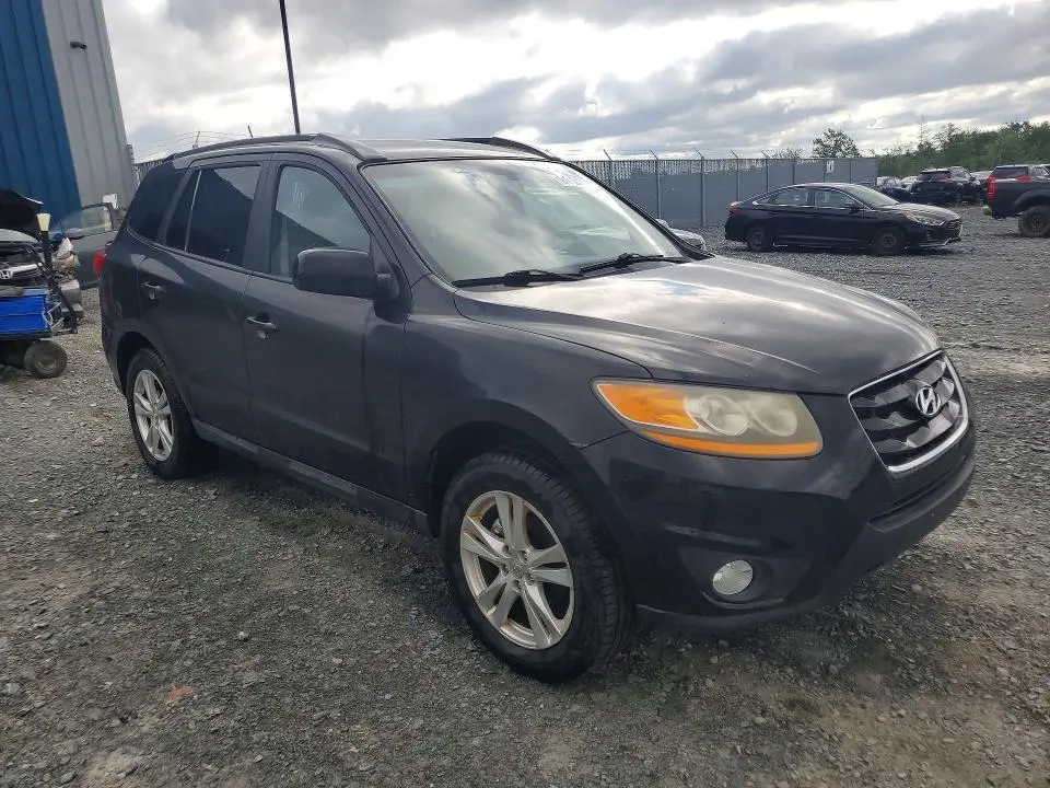 2011 HYUNDAI SANTA FE GLS  