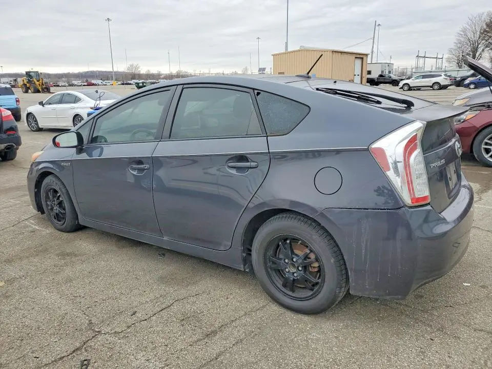 2013 TOYOTA PRIUS THREE  