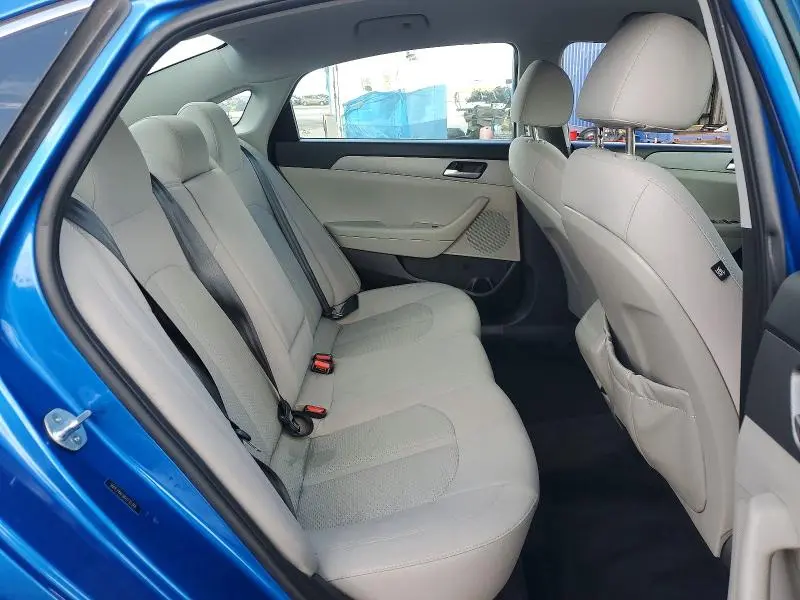 2019 HYUNDAI SONATA SE  