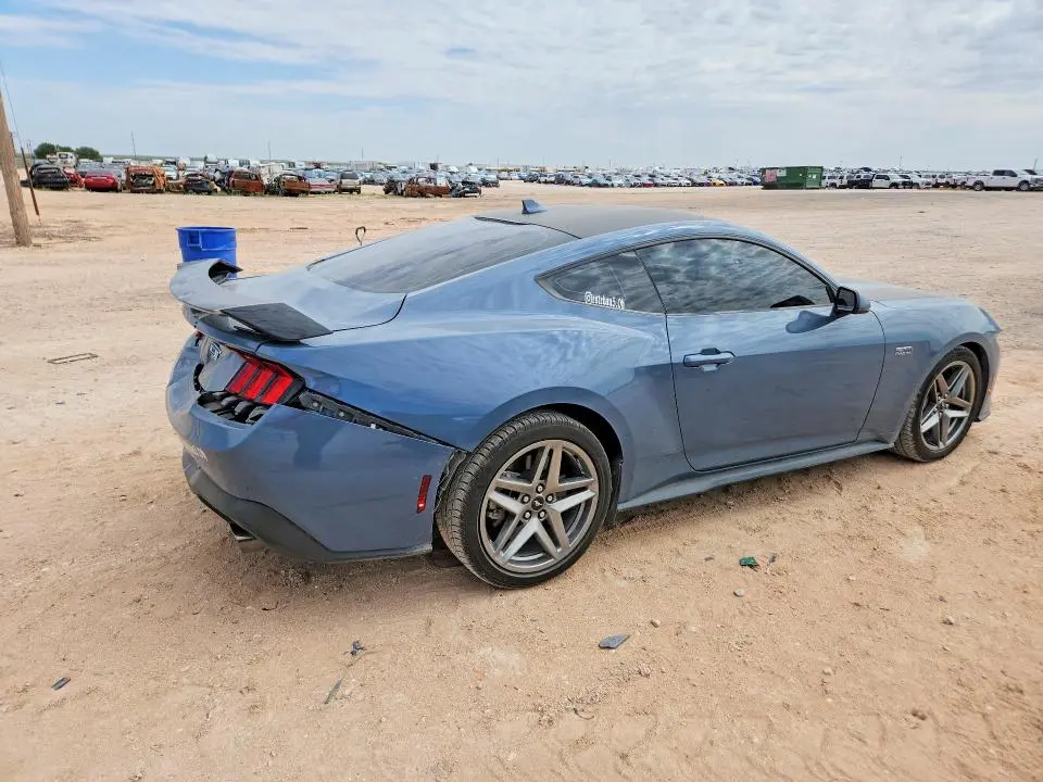 2025 FORD MUSTANG GT  