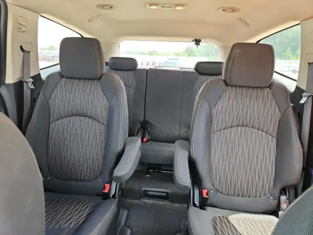 2014 CHEVROLET TRAVERSE LT  
