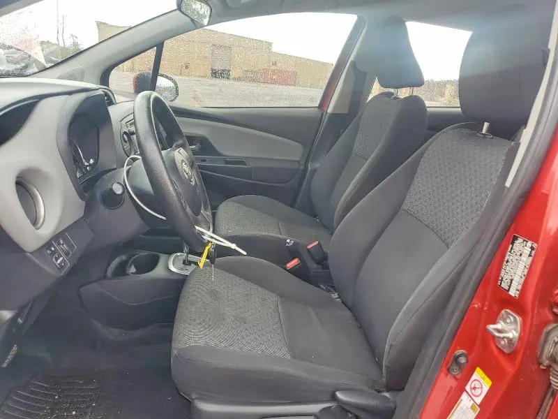 2017 TOYOTA YARIS 5-DOOR LE  