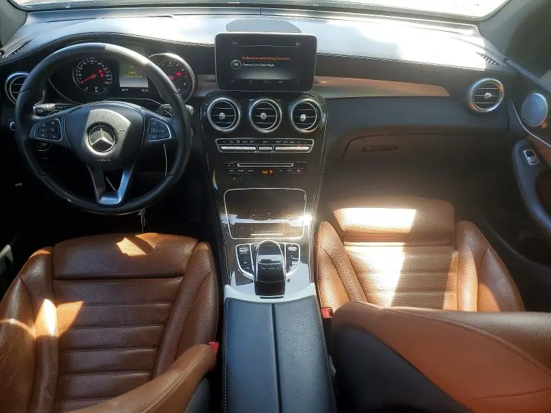 2017 MERCEDES-BENZ GLC 300  