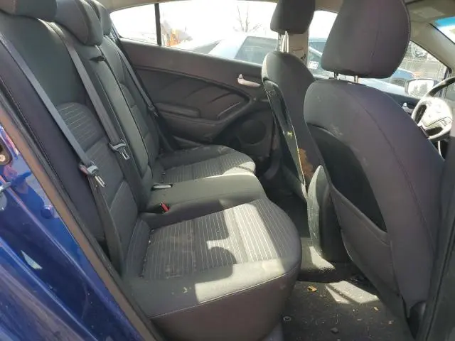 2018 KIA FORTE LX  