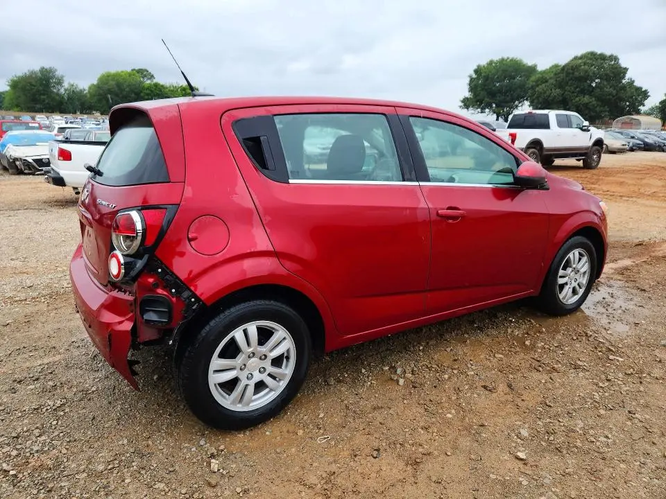 2014 CHEVROLET SONIC LT  
