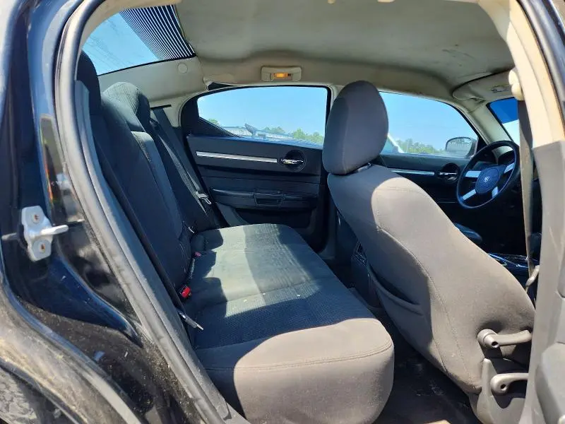 2010 DODGE CHARGER SXT  