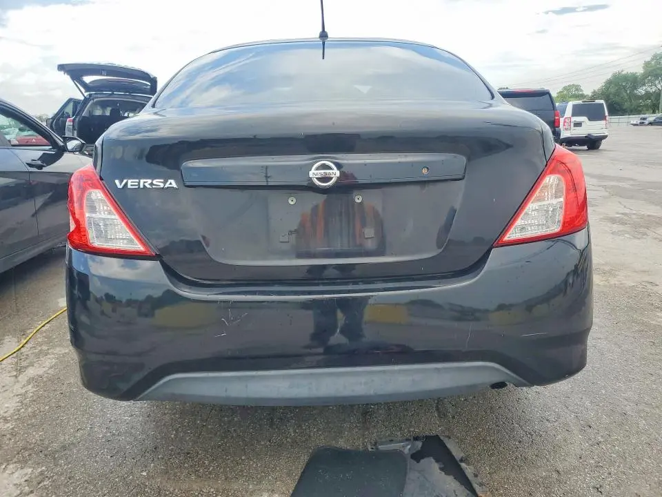 2015 NISSAN VERSA 1.6 S  