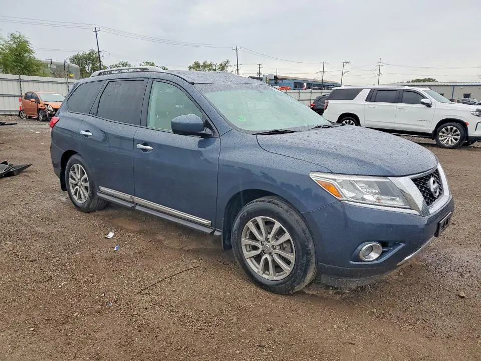 2015 NISSAN PATHFINDER SL  