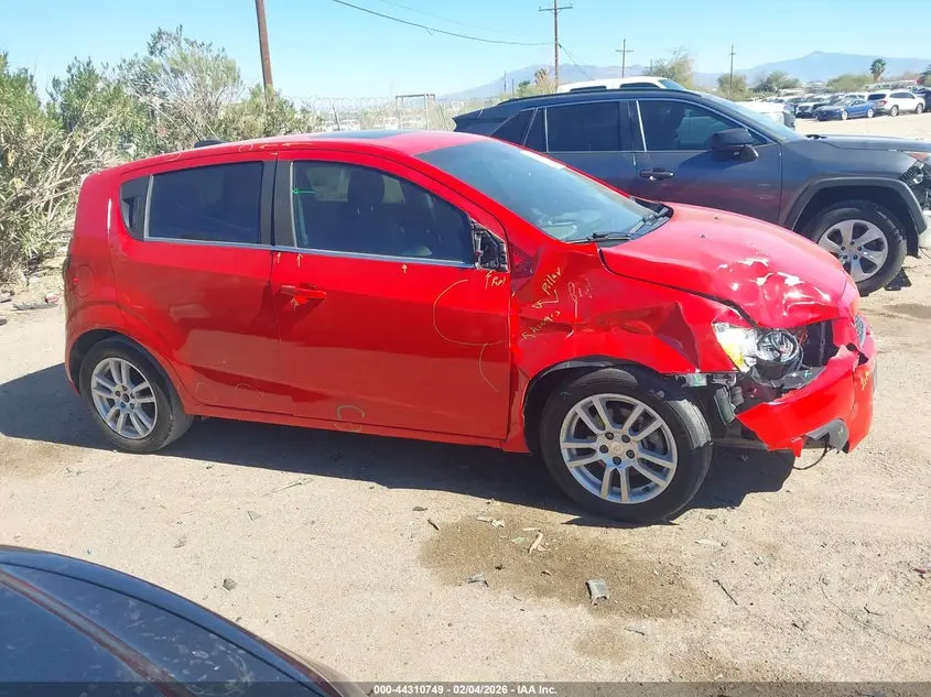 2015 CHEVROLET SONIC LT AUTO