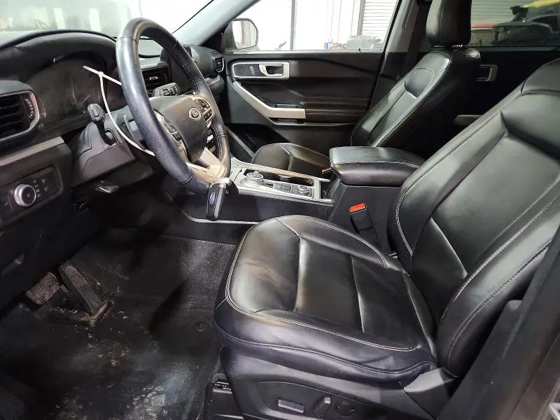 2021 FORD EXPLORER XLT  