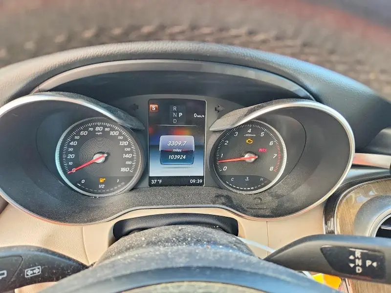 2019 MERCEDES-BENZ GLC 300  