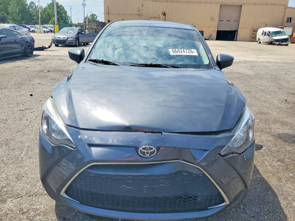 2019 TOYOTA YARIS L  