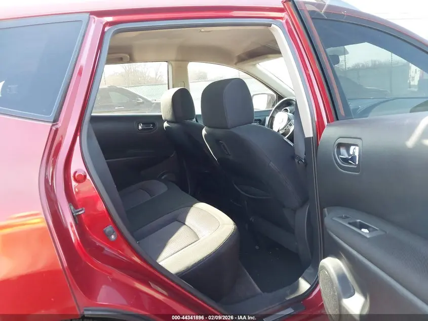 2013 NISSAN ROGUE SV