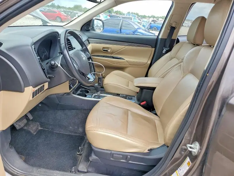 2019 MITSUBISHI OUTLANDER SE  