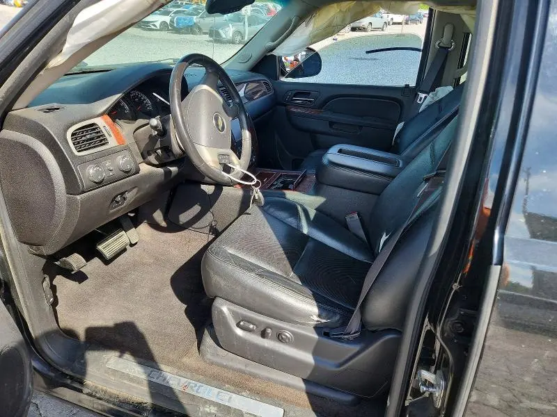 2013 CHEVROLET AVALANCHE LTZ  
