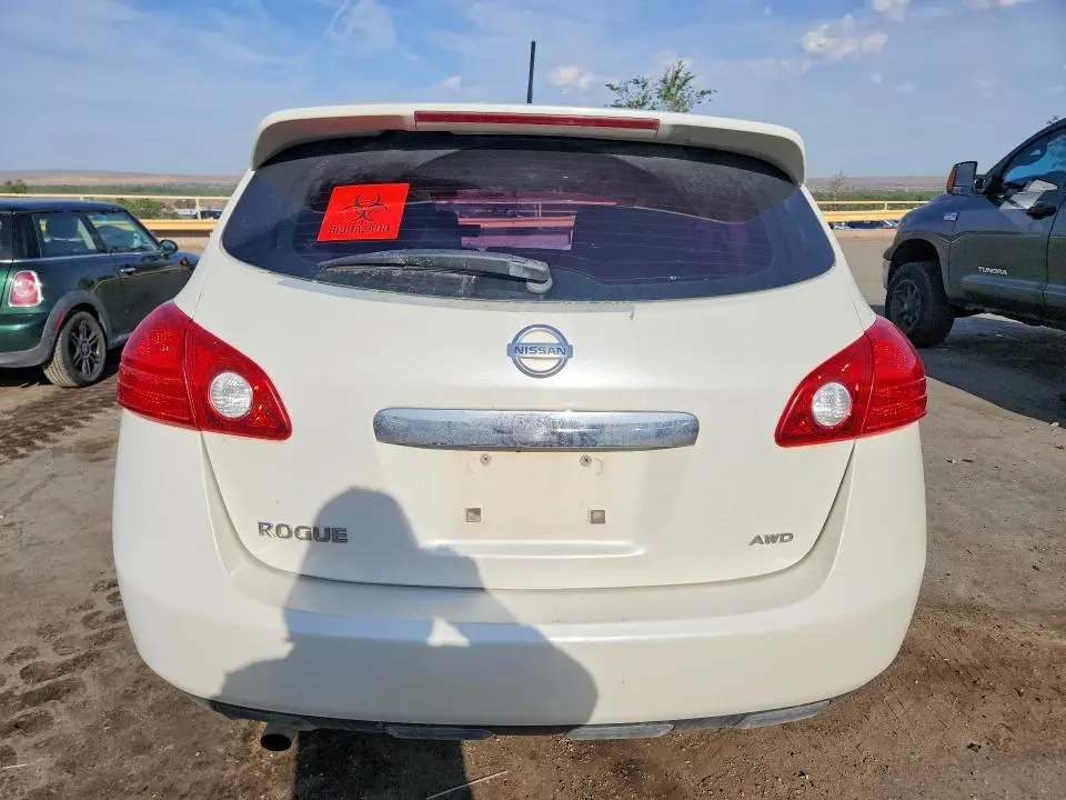2013 NISSAN ROGUE S  