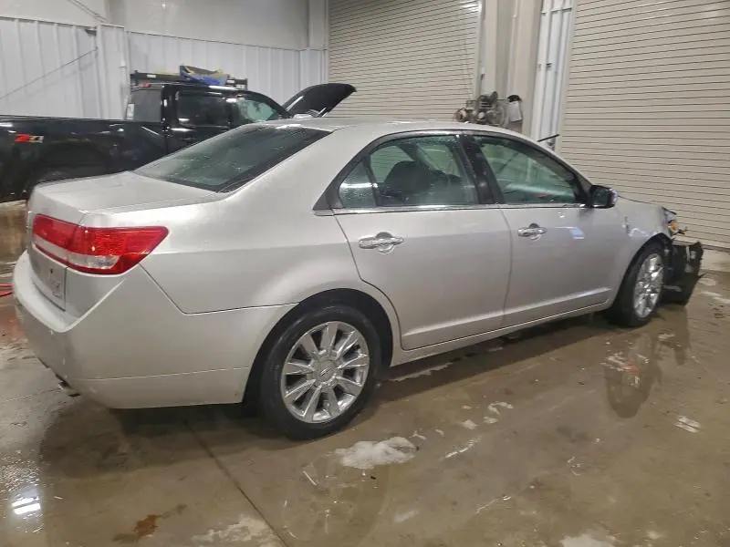 2011 LINCOLN MKZ   