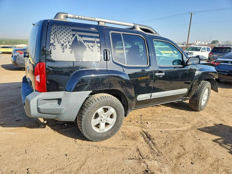 2013 NISSAN XTERRA X  