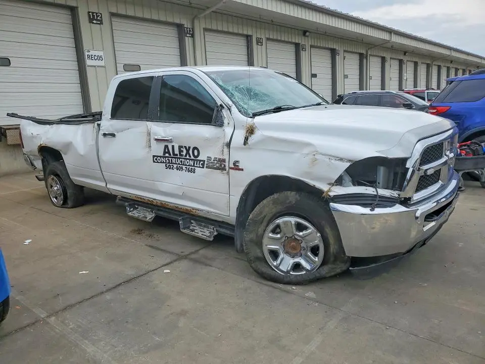 2014 RAM 2500 SLT  