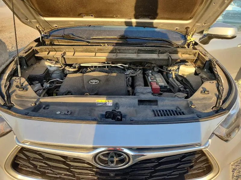 2021 TOYOTA HIGHLANDER LIMITED  