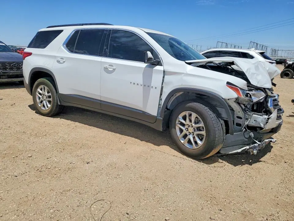 2021 CHEVROLET TRAVERSE LT  