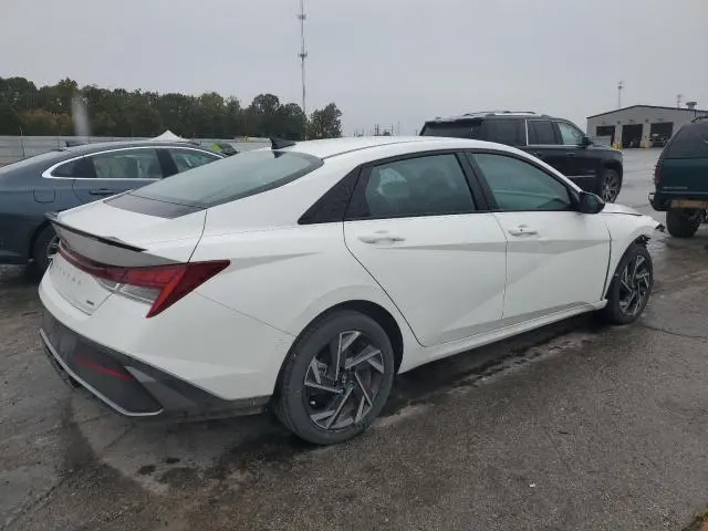 2025 HYUNDAI ELANTRA BLUE  