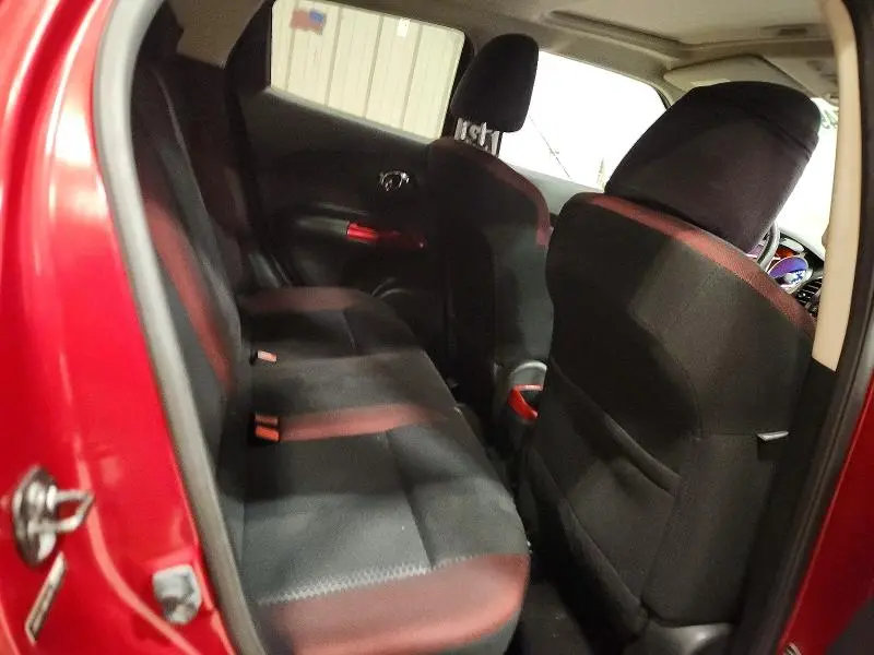 2011 NISSAN JUKE S  