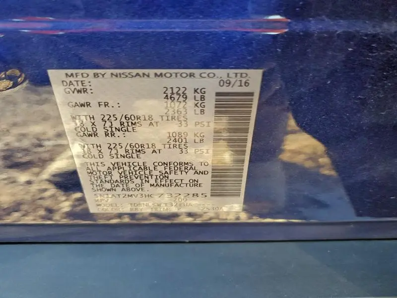 2017 NISSAN ROGUE SV  