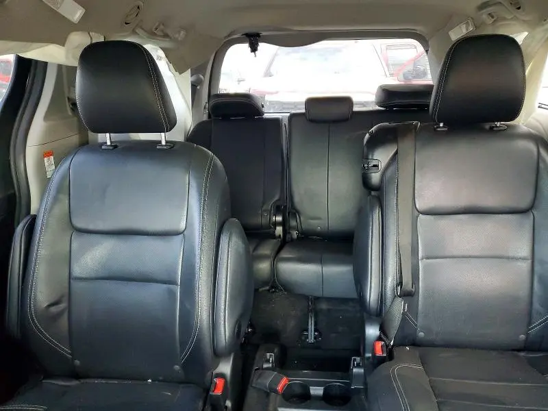 2015 TOYOTA SIENNA SPORT  