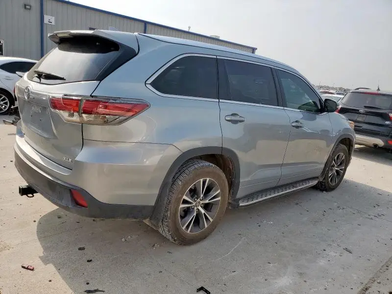 2016 TOYOTA HIGHLANDER XLE