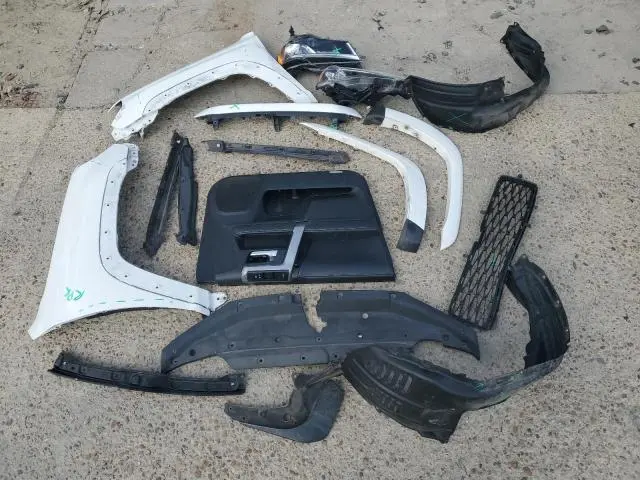 2019 TOYOTA 4RUNNER SR5/SR5 PREMIUM  