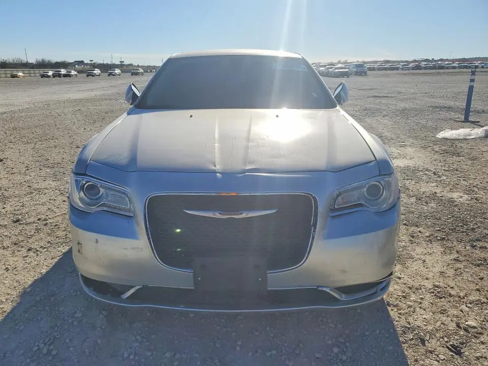 2019 CHRYSLER 300 TOURING  