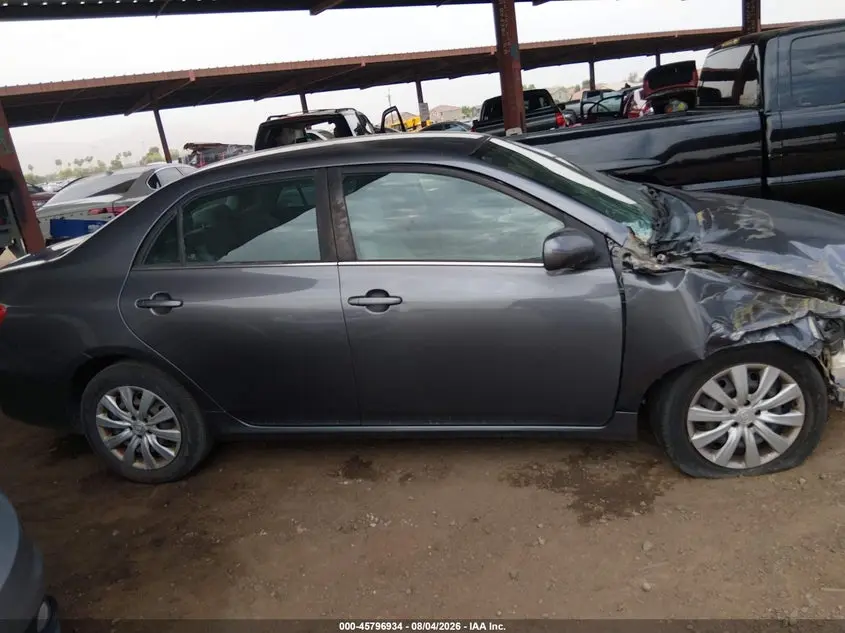 2013 TOYOTA COROLLA LE