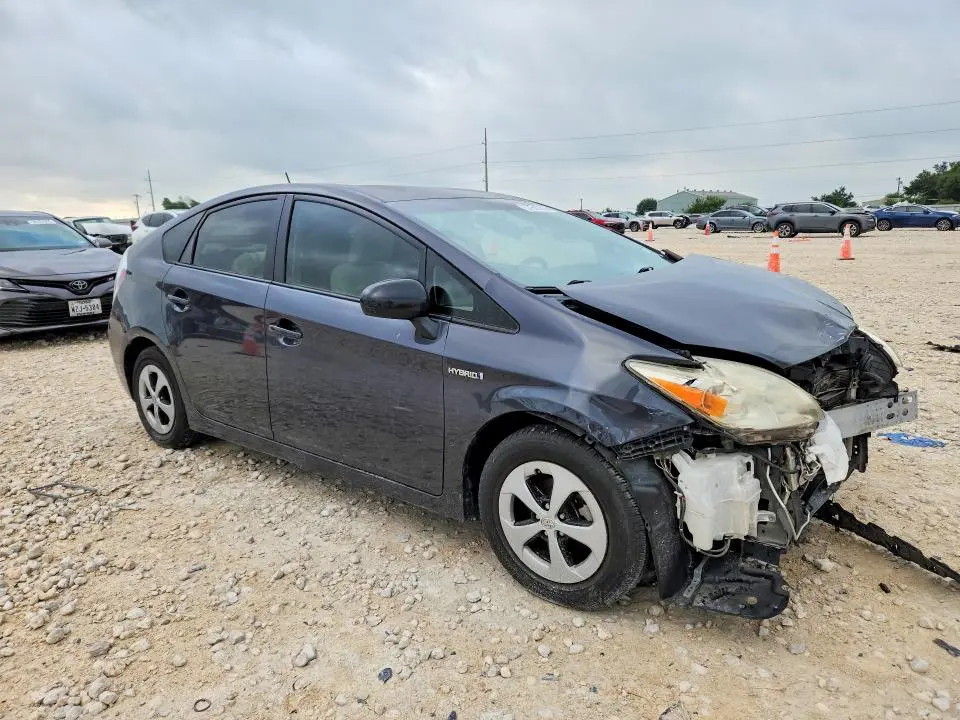 2012 TOYOTA PRIUS TWO  
