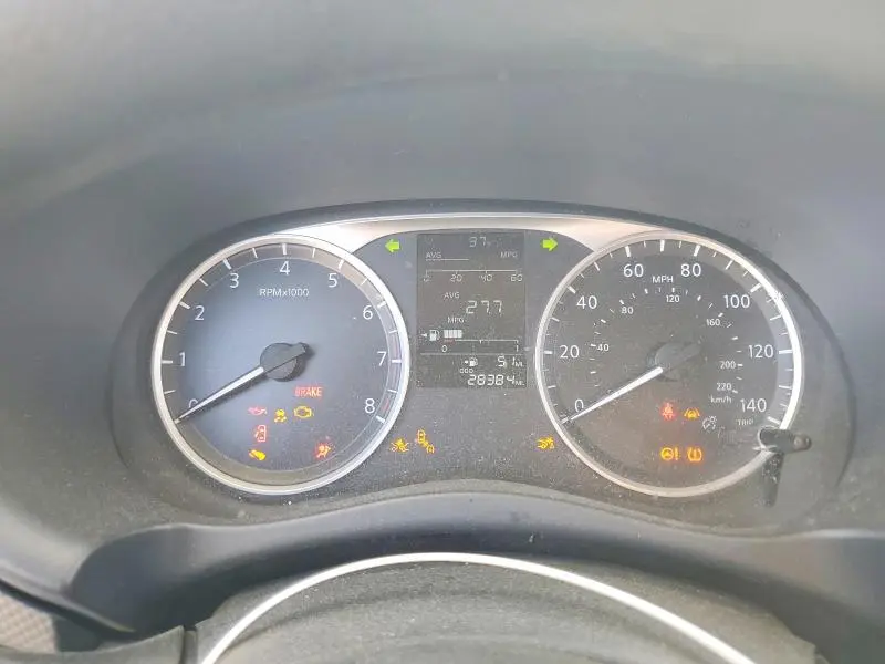 2024 NISSAN KICKS S  