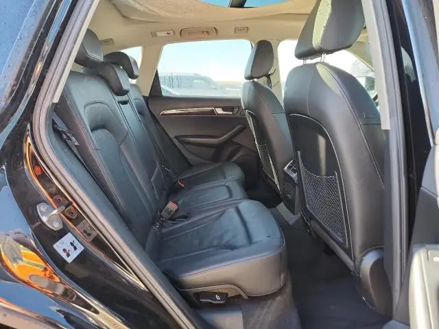 2010 AUDI Q5 PREMIUM PLUS  