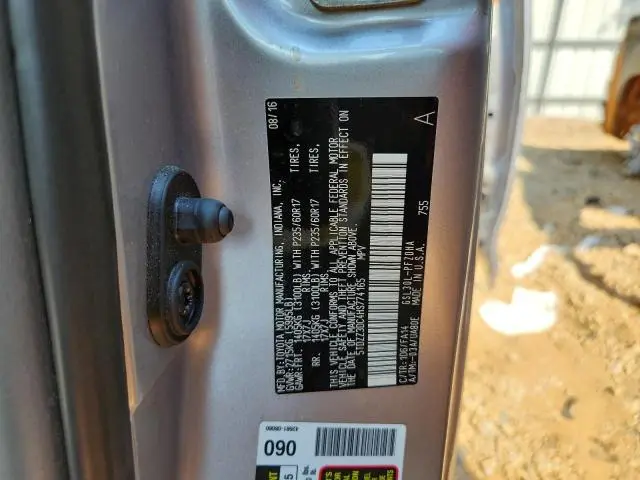 2017 TOYOTA SIENNA   