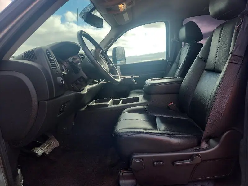 2013 GMC SIERRA K2500 SLE  