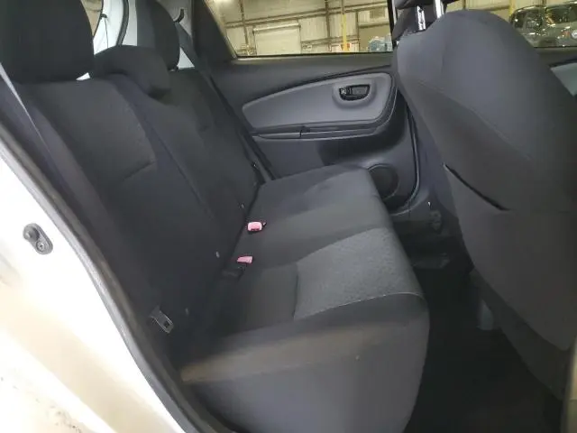 2016 TOYOTA YARIS L  