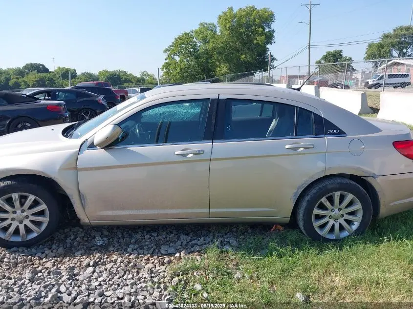2013 CHRYSLER 200 TOURING