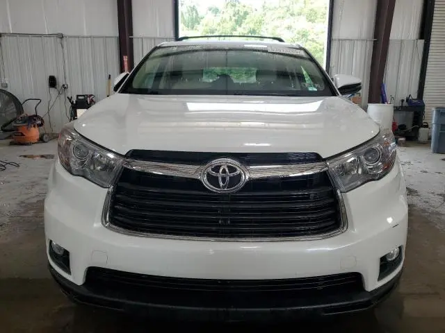 2015 TOYOTA HIGHLANDER LE  