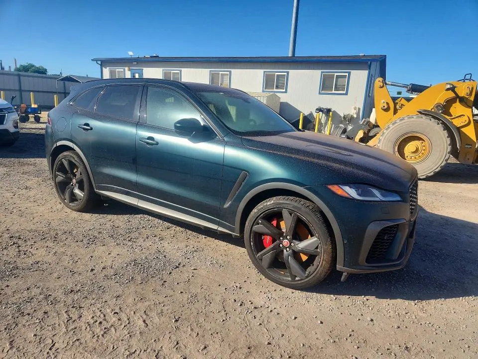 2022 JAGUAR F-PACE SVR  