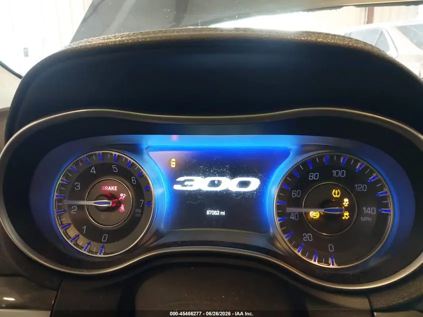 2017 CHRYSLER 300 LIMITED AWD